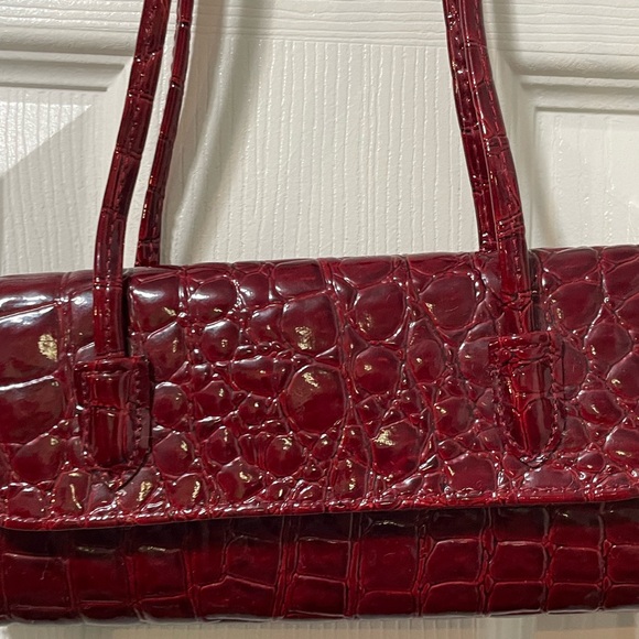 Vintage Mini maroon Faux Crock bag - Picture 2 of 5